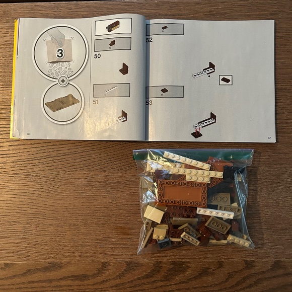 Lego Harry Potter Hogwarts Magical Trunk #76399 - Picture 9 of 12